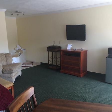 Hurricane Inn Waynesboro Екстериор снимка