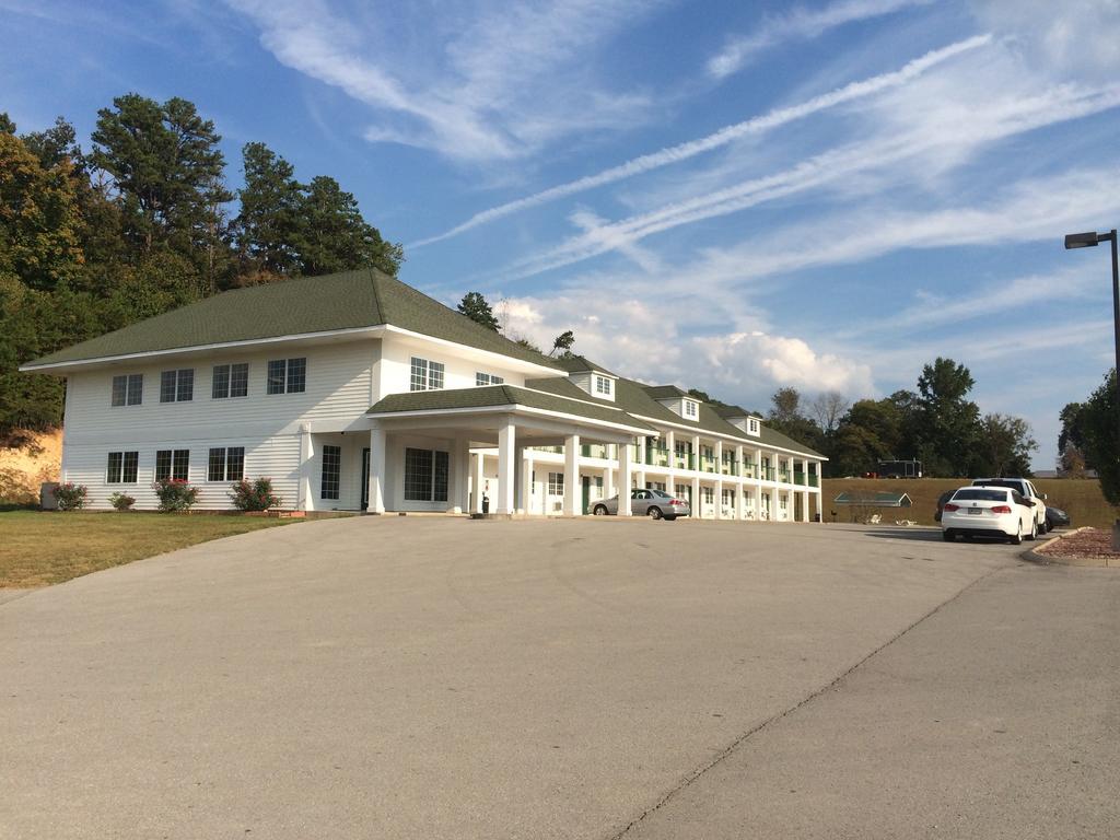 Hurricane Inn Waynesboro Екстериор снимка