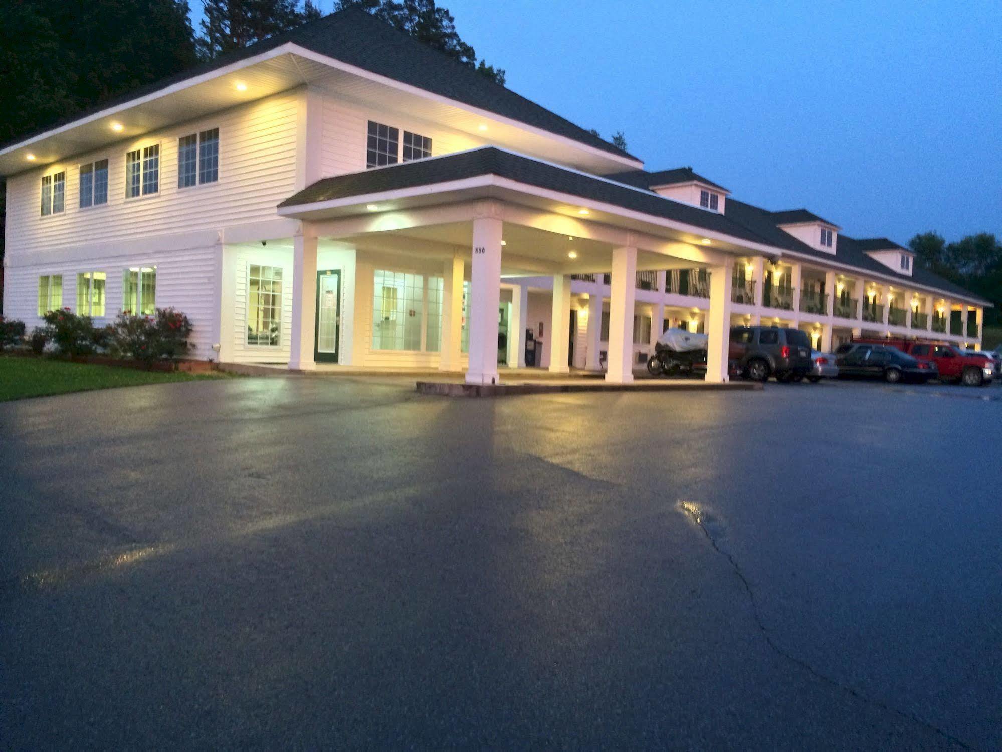Hurricane Inn Waynesboro Екстериор снимка