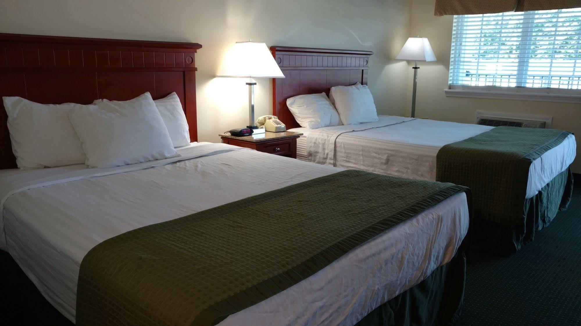 Hurricane Inn Waynesboro Екстериор снимка
