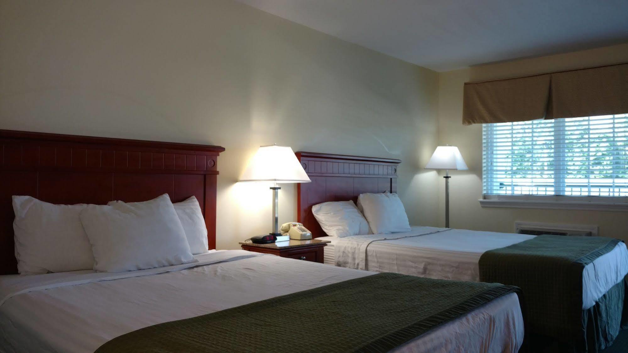 Hurricane Inn Waynesboro Екстериор снимка